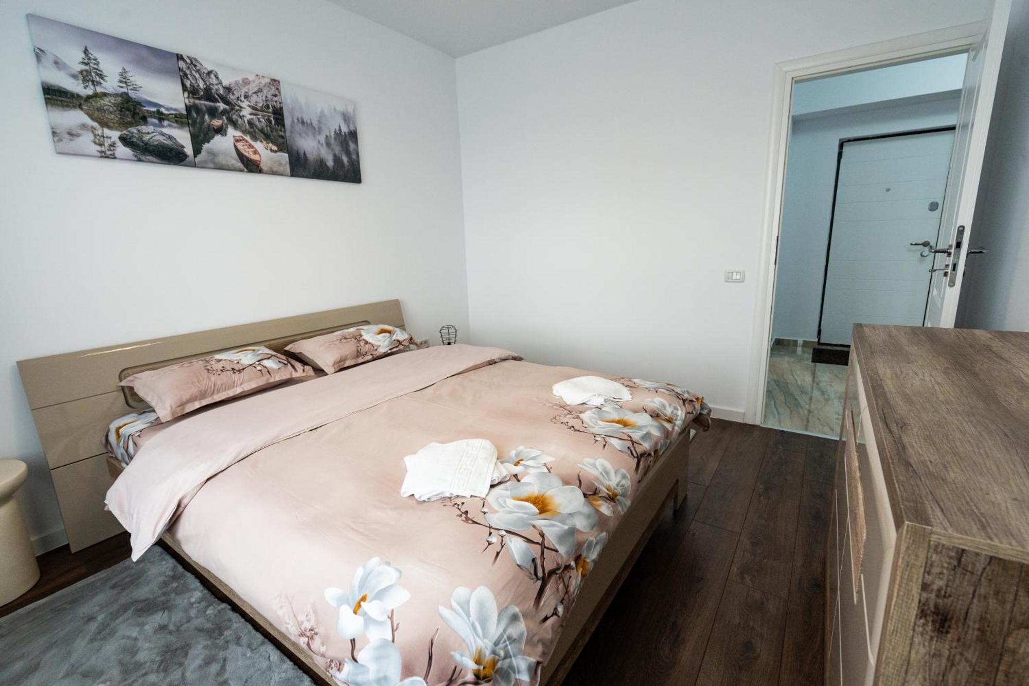 Apartment Comfort 2-room 10 Min To Parliament And Old Town Bukarest
