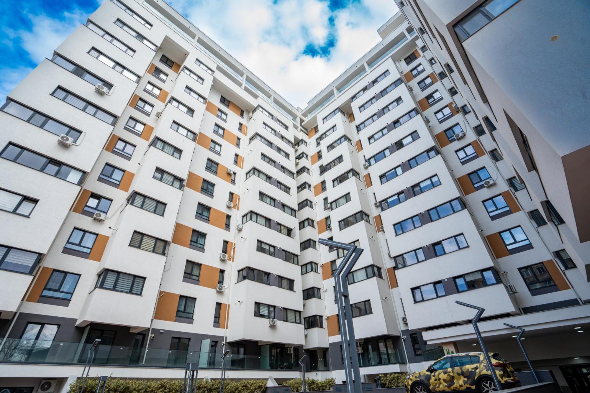 Comfort 2-room 10 Min To Parliament And Old Town Apartment